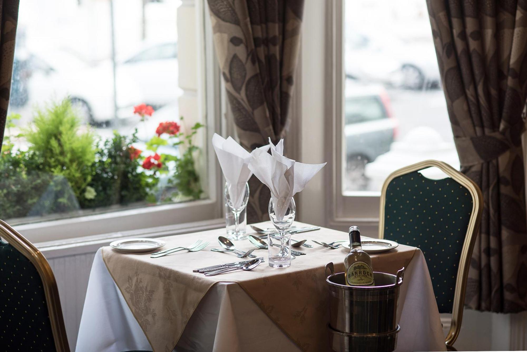 Haddon Hall Hotel Tournoi d'Tournoi d'Eastbourne Extérieur photo